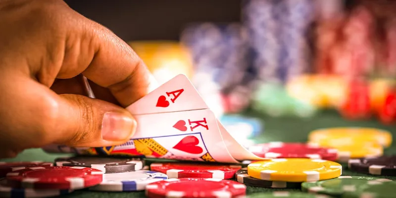 Mẹo chơi Poker chuẩn xác mà ai cũng cần biết